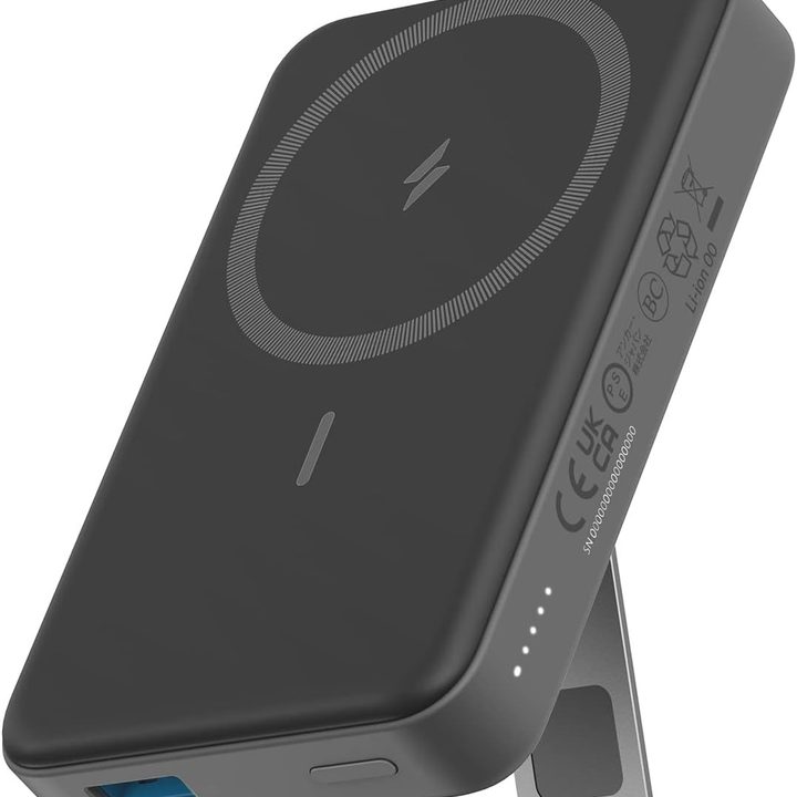 Anker 633 Magnetic Power Bank.