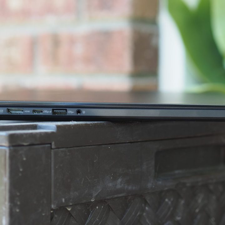 Asus Pro Art P16 left side view showing ports.