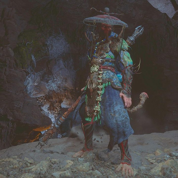 The image shows the player's character wearing the full Centipede armor set.