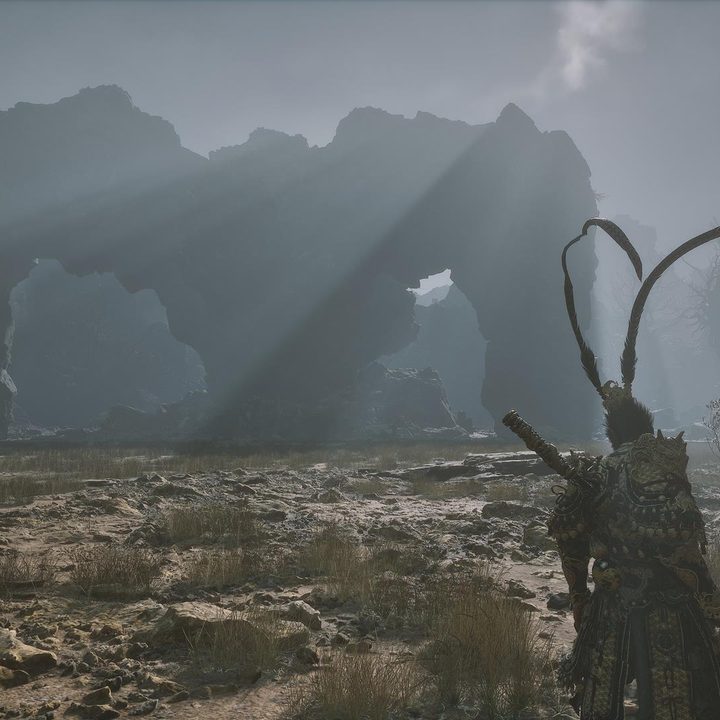 The image shows the player facing off against a Giant Shigandang mountain golem.
