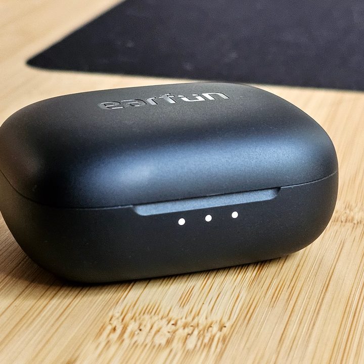 Earfun Air Pro 4 case (front).