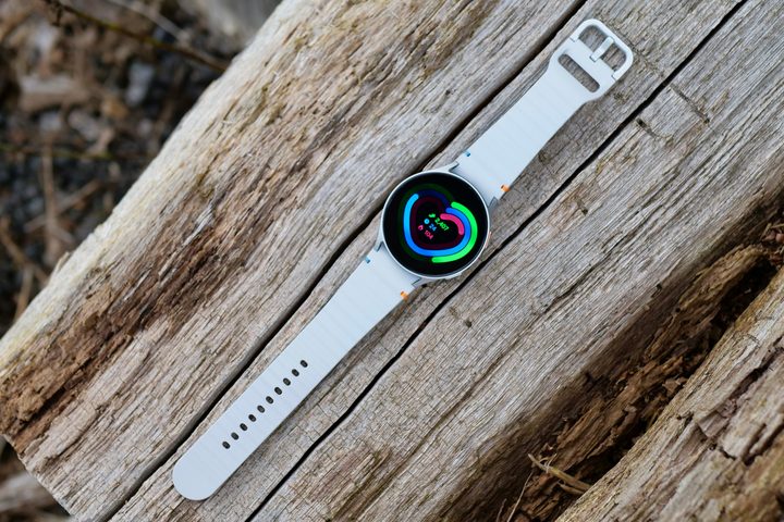 The Samsung Galaxy Watch 7 with its Sport Band.