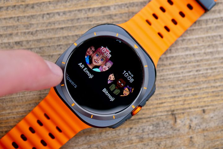 A person changing the watch face on the Samsung Galaxy Watch Ultra.