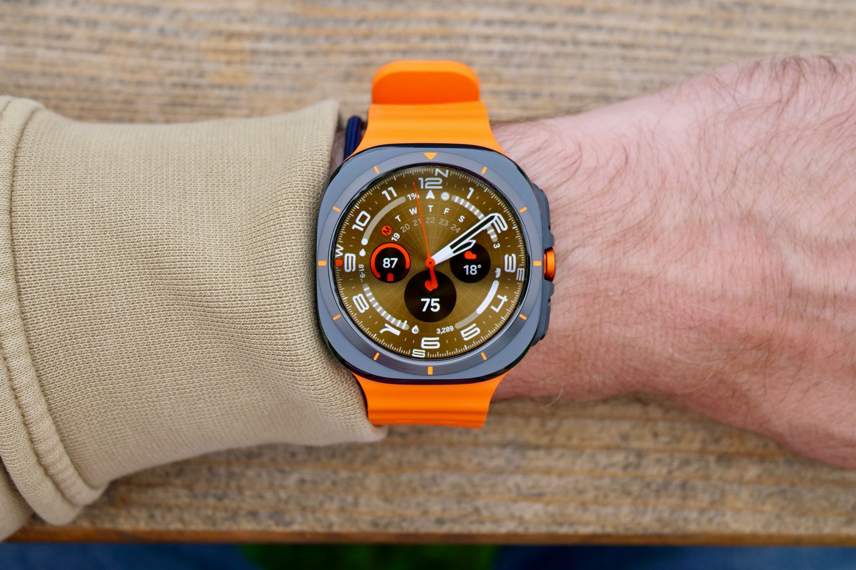 Galaxy Watch 9 và Ultra 2: Samsung bỏ Exynos, pin tăng vọt, giá liệu có xứng đáng?