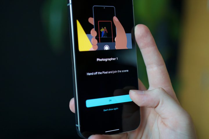 A demonstration of the Add Me feature on a Google Pixel 9.