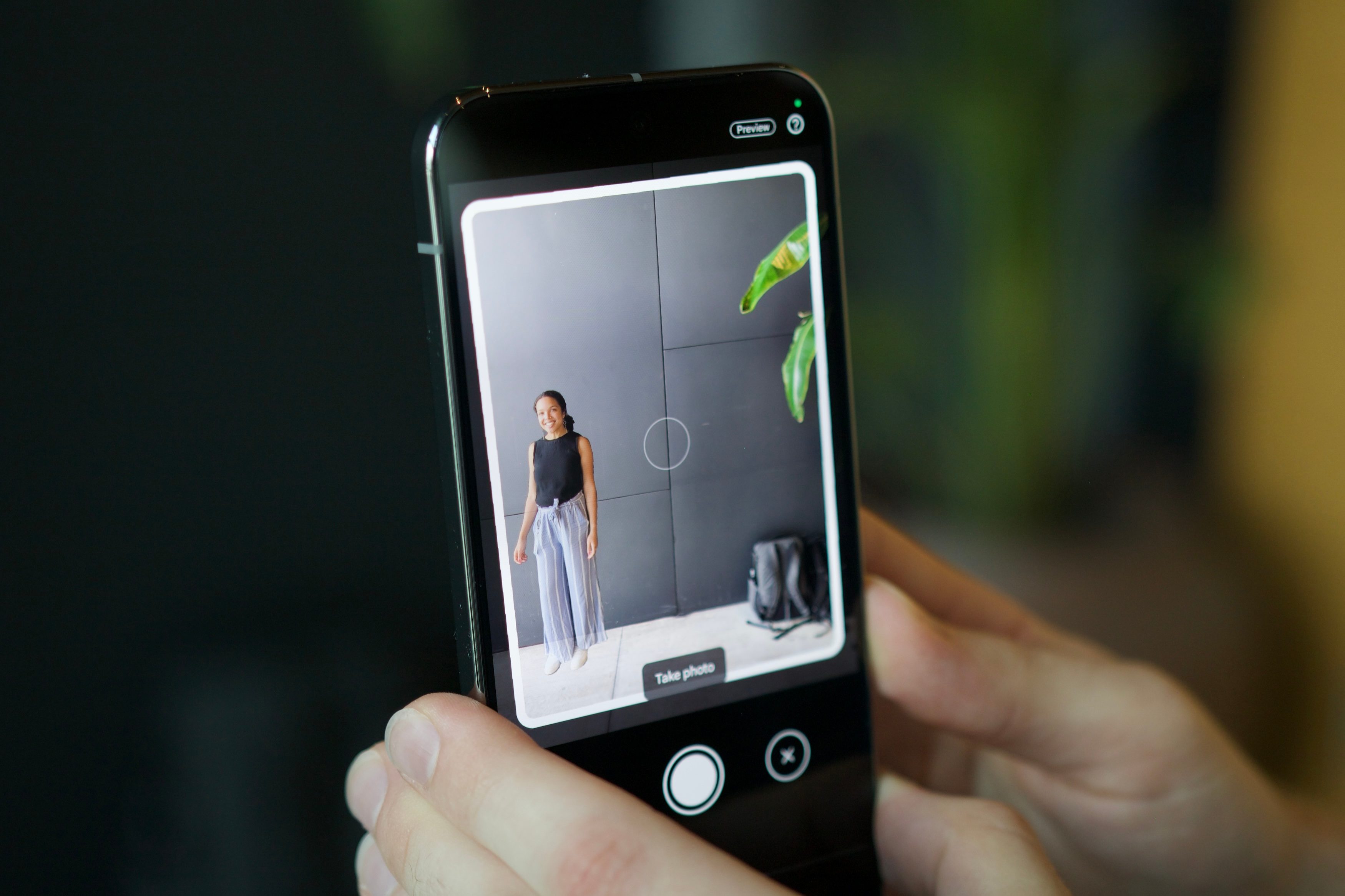 A demonstration of the Add Me feature on a Google Pixel 9.