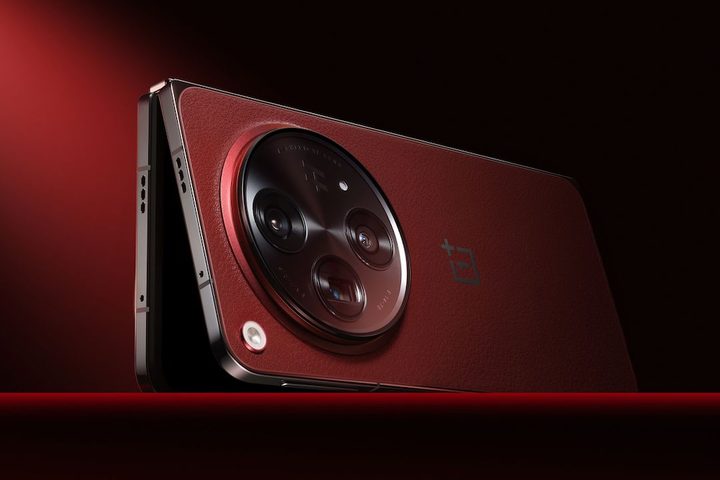 A press image of the OnePlus Open Apex Edition.