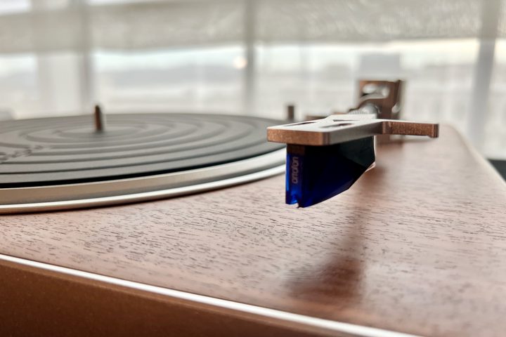 The Victrola Stream Sapphire on display at CES 2024.
