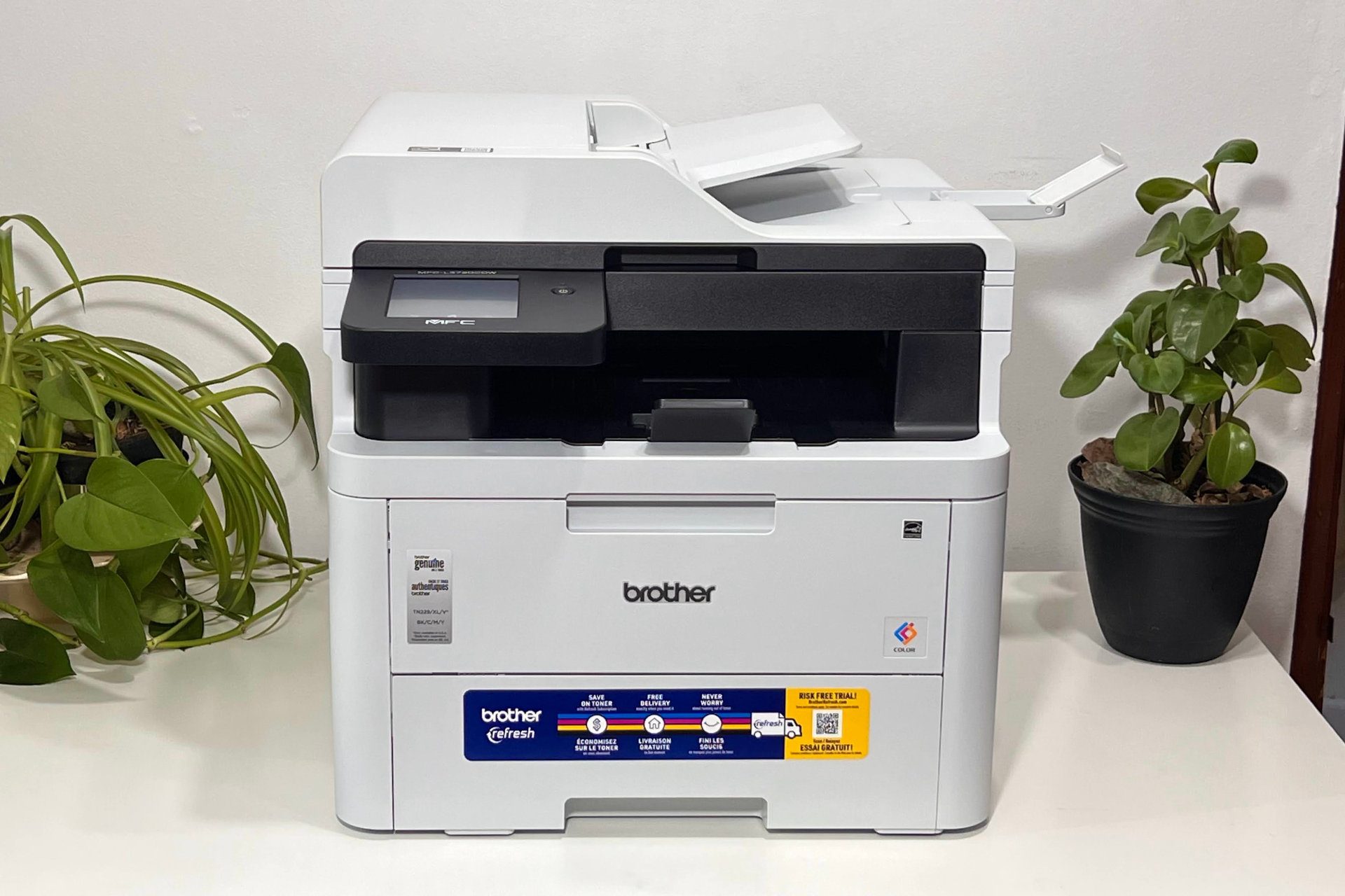 Brothers-MFC-L3720CDW-is-a-big