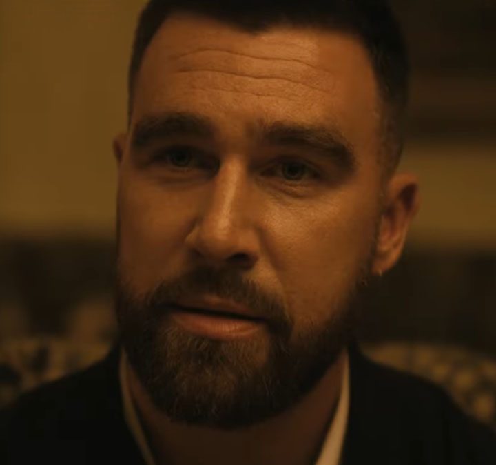 Travis Kelce in Grotesquerie.