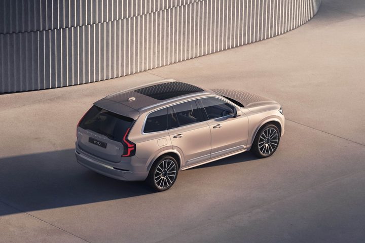 2025 Volvo XC90 rear quarter view.