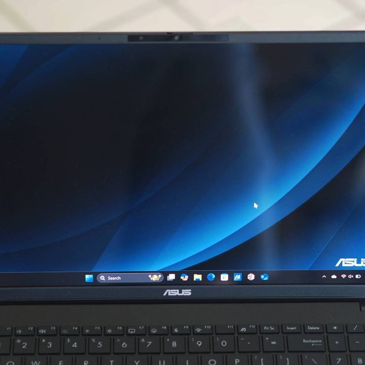 The display of the Zenbook S.