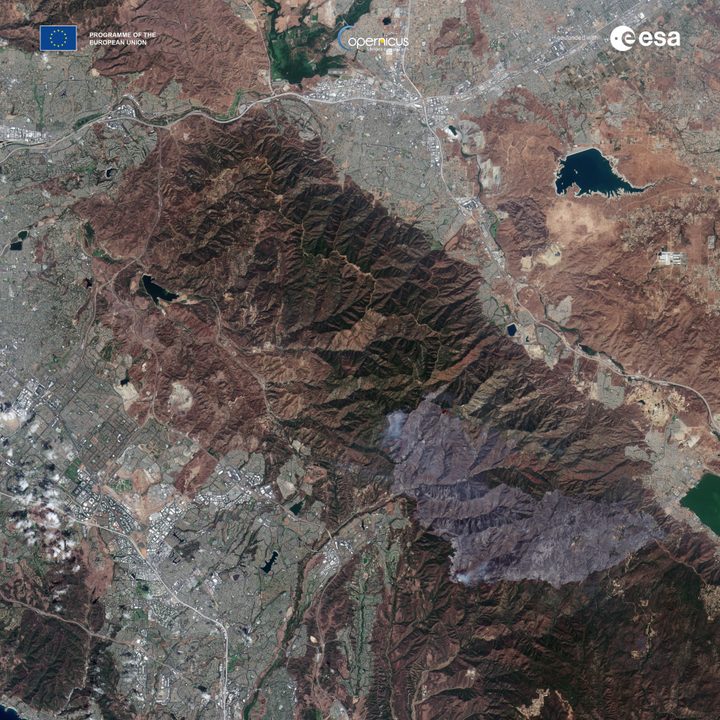 Here, Sentinel-2C observed an area of south of Los Angeles in California. This comparison, acquired on 12 September 2024, has been processed using the multispectral imager’s different bands to highlight one of the wildfires that the state is currently battling. The natural colour image on the left captures smoke billowing from the Airport Fire, while the false colour image on the right has been processed using the instrument’s shortwave infrared and near-infrared channels to show the large area that has been burned and the active fires, which can be seen as bright orange spots.