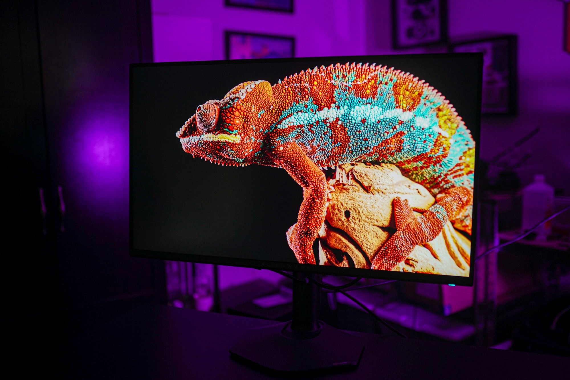 Alienware AW2725QF review: Are two monitors better than one