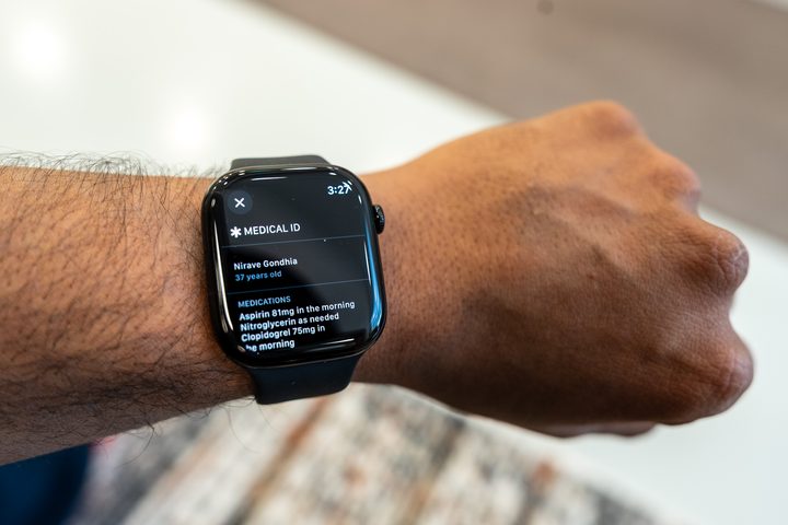 Medical ID on Apple Watch Series 10