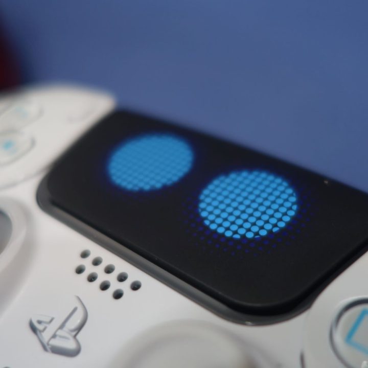 astro bot special edition dualsense close look touch pad