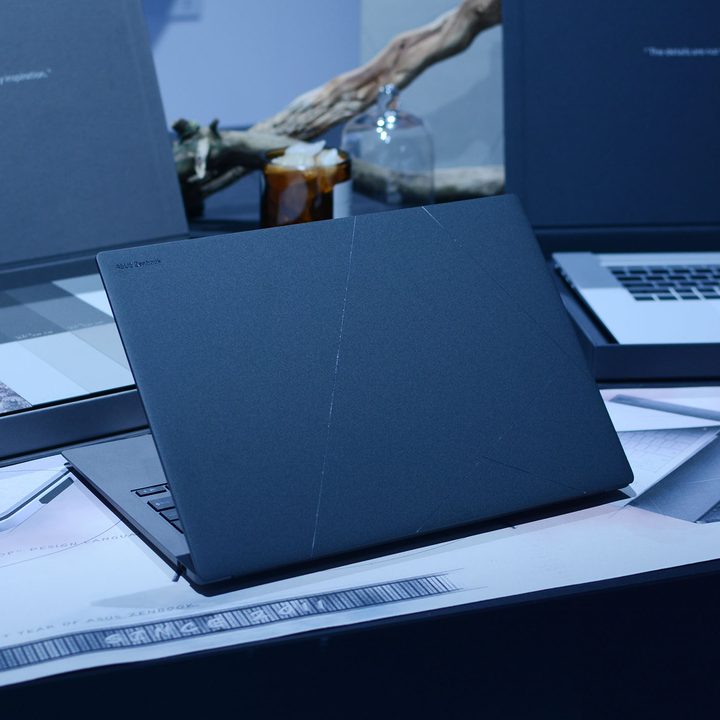The Asus ZenBook S14 late 2024 model in Zumaia Gray showcased at IFA 2024.
