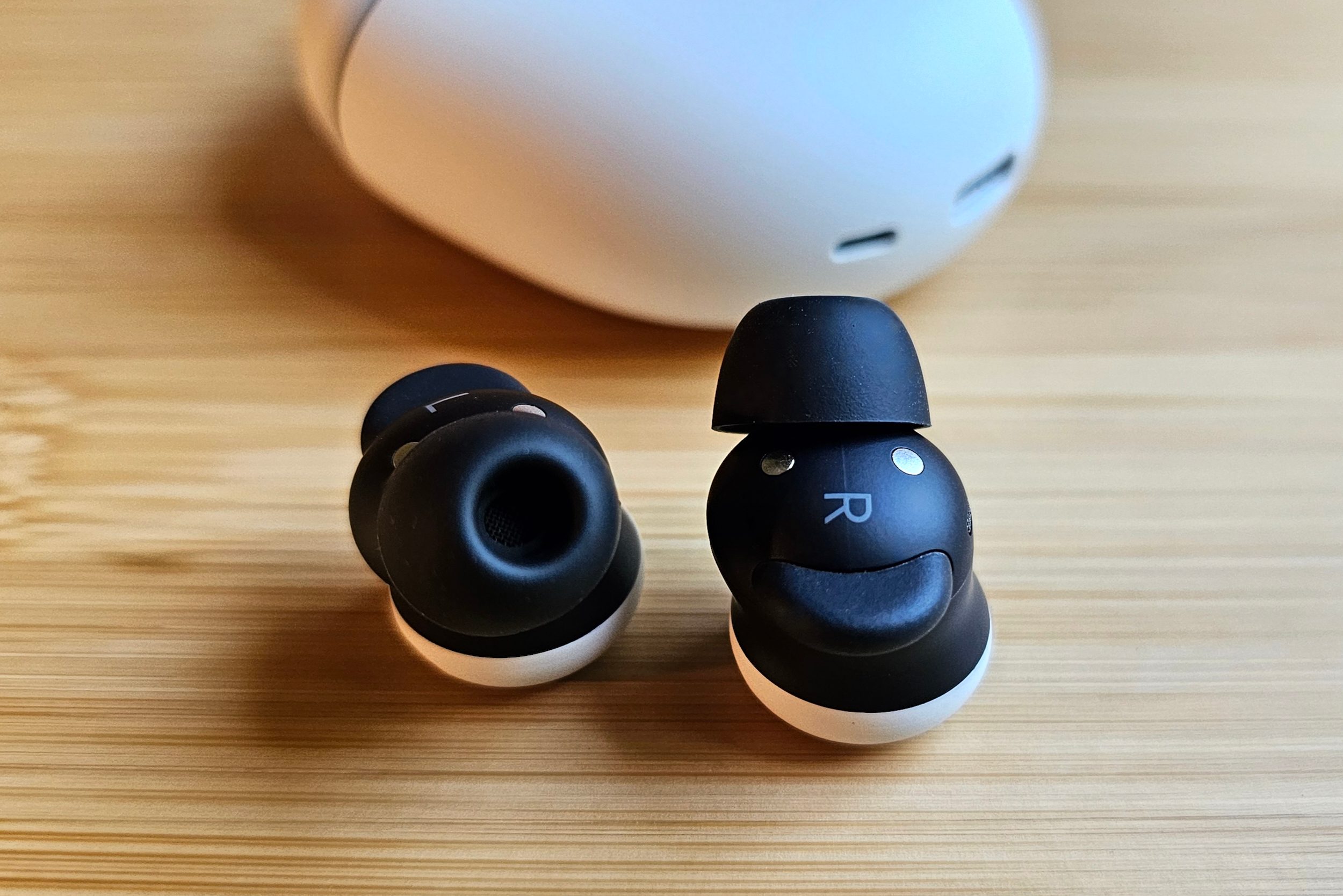 Google Pixel Buds Pro（ブラック） グーグル商品の状態 【公式通販】