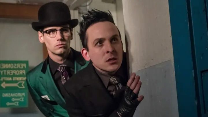 The Penguin and Riddler look ahead in Gotham.