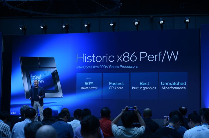 Intel Core Ultra Series 2 x86 slide at the launch event in Berlin.