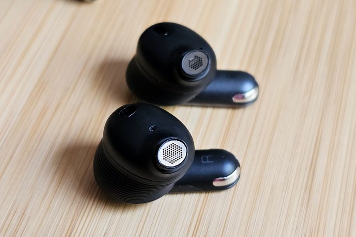JBL Tour Pro 3 and Tour Pro 2 earbuds.