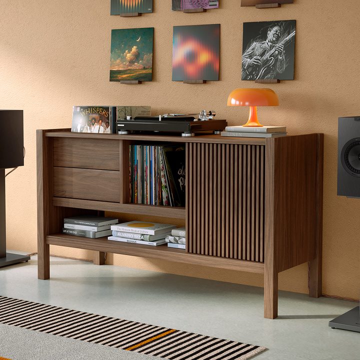 The KEF Q3 Meta speakers with a turnable.