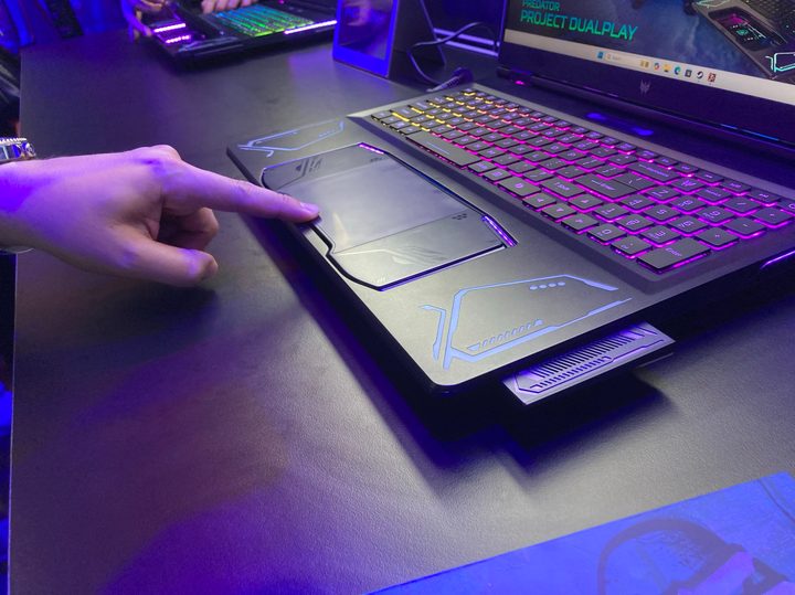 The Acer Project DualPlay laptop with the controller attached.