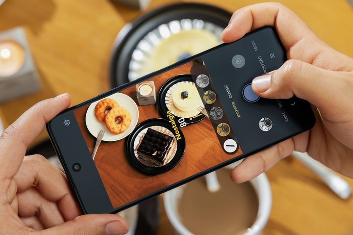 Clicking pictures with TCL 50 Pro NXTPAPER.