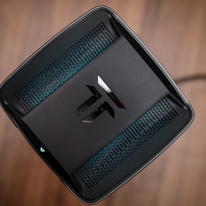 Logo on the top of the Tenco Megamini G1 PC.