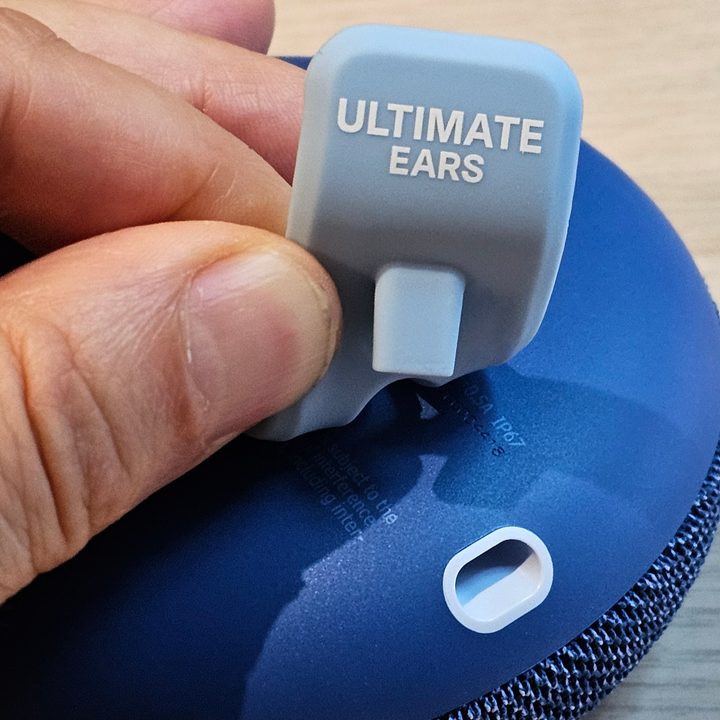 Ultimate Ears Miniroll.