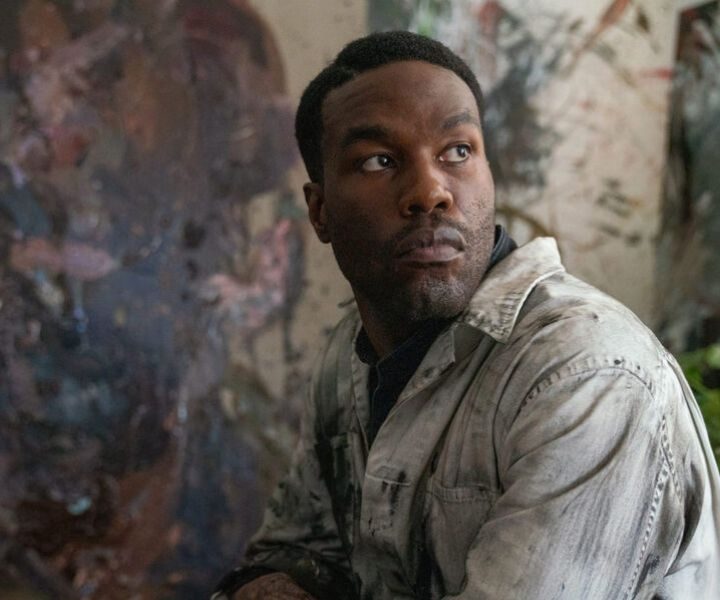 An artist makes a mysterious painting in Candyman