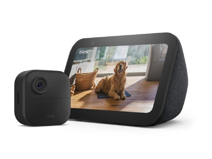 The Blink Outdoor 4 + Amazon Echo Show 5 bundle.