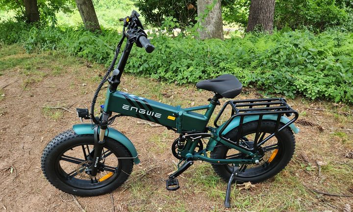 Engwe Engine Pro 2.0 folding bike left profile.