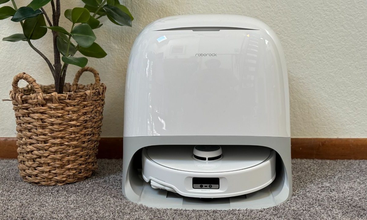 Roborock Qrevo Curv review: an almost perfect robot vacuum