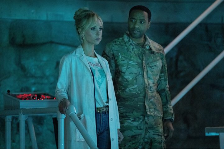 Juno Temple stands next to Chiwetel Ejiofor in Venom: The Last Dance.