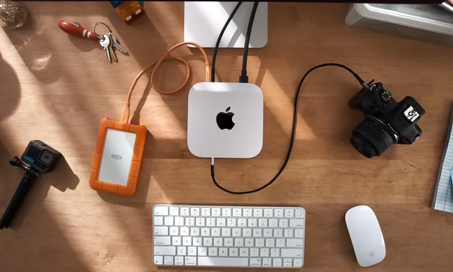 The M4 Mac mini on a desk.