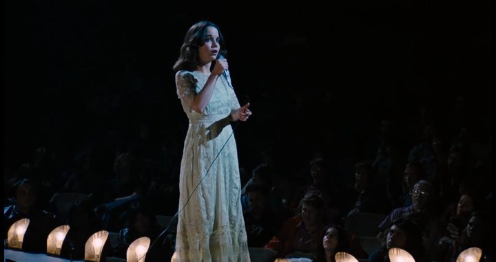 Phoenix singing in "Phantom of the Paradise."