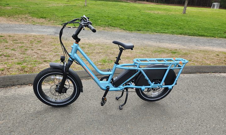 Rad Power Bikes Radwagon 5 left profile shot with no options installed.