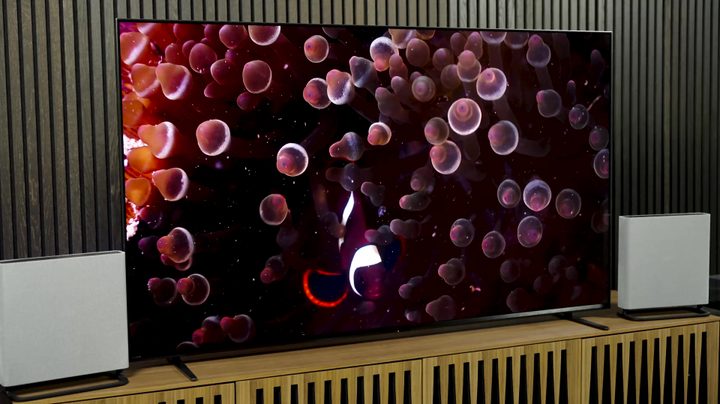 Sony Bravia 7 Review.