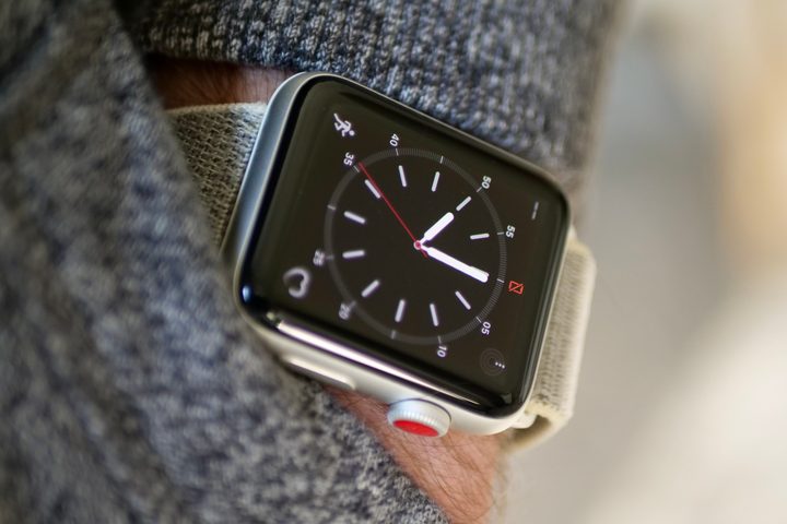 A person wearing the Apple Watch Series 3.