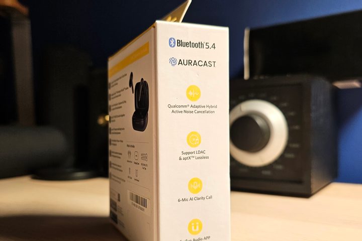 An Auracast label visible on the product box for a set of wireless earbuds.
