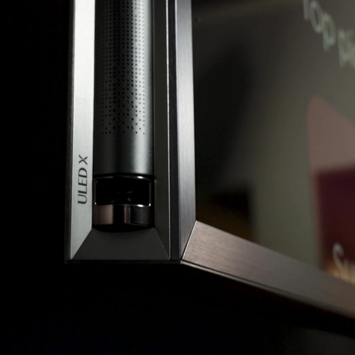 Hisense 110 UX