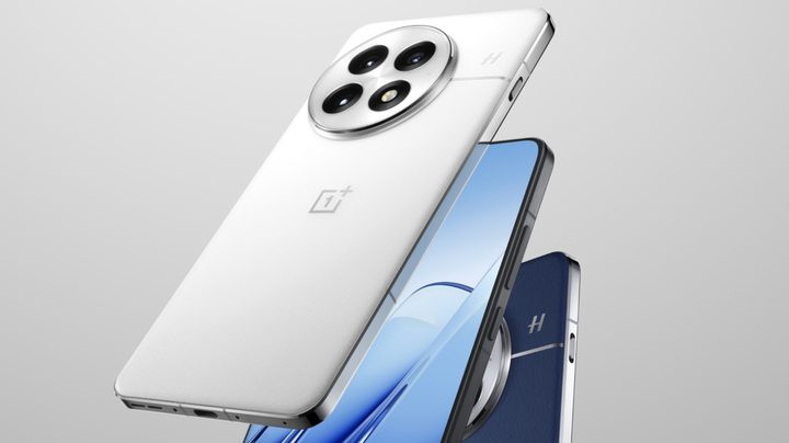 Official OnePlus 13 product render in three colors.