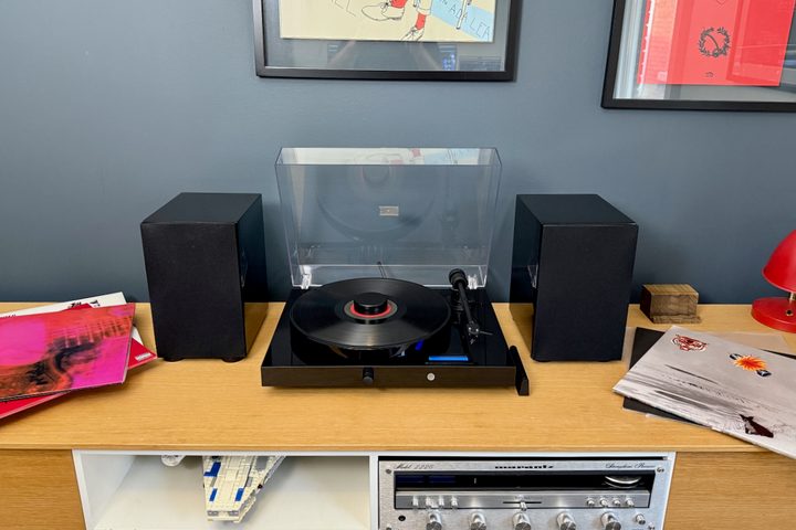 Pro-Ject Juke Box E1 review.