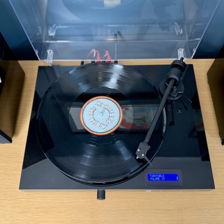 Pro-Ject Juke Box E1 review.