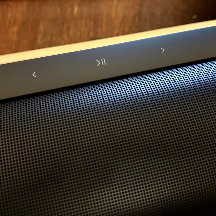 Sonos Arc Ultra: top controls close-up.