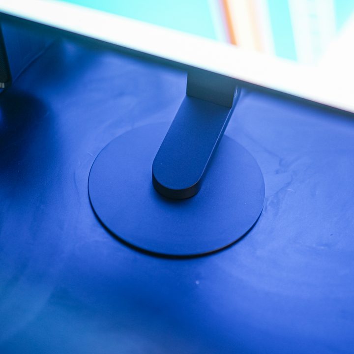 Stand on the Sony InZone M10S.