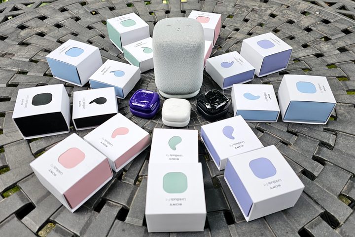Sony's new LinkBuds family of products: LinkBuds Open, LinkBuds Fit, LinkBuds Speaker, and a variety of accessories in multiple colors.