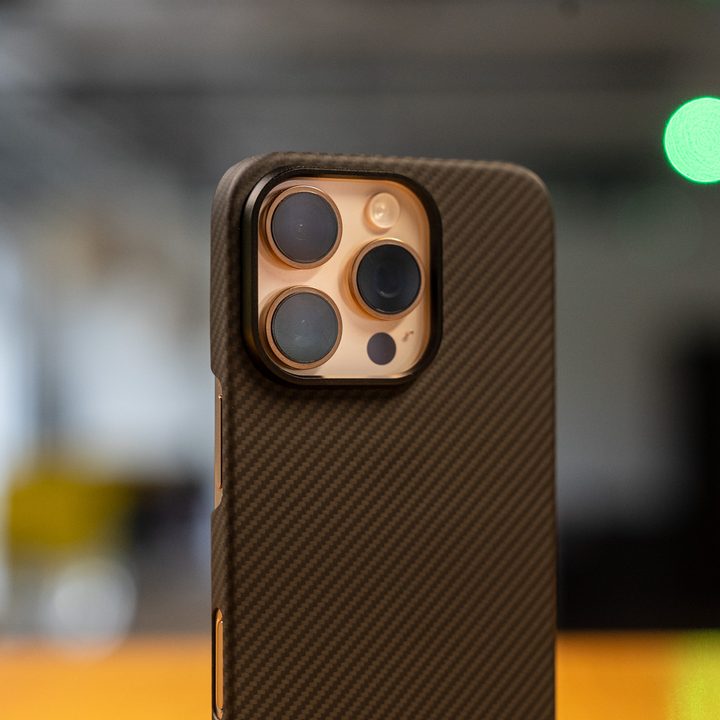 Thinborne iPhone 16 Pro case camera
