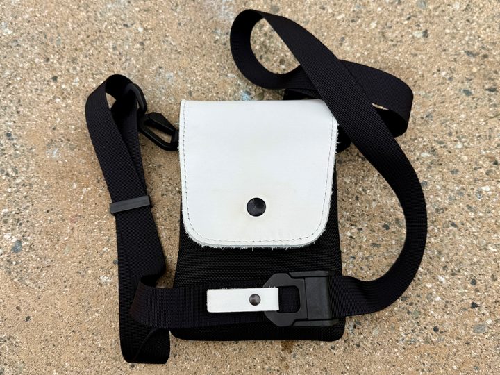 WaterField Designs CitySlicker Pouch for iPhone in white leather.